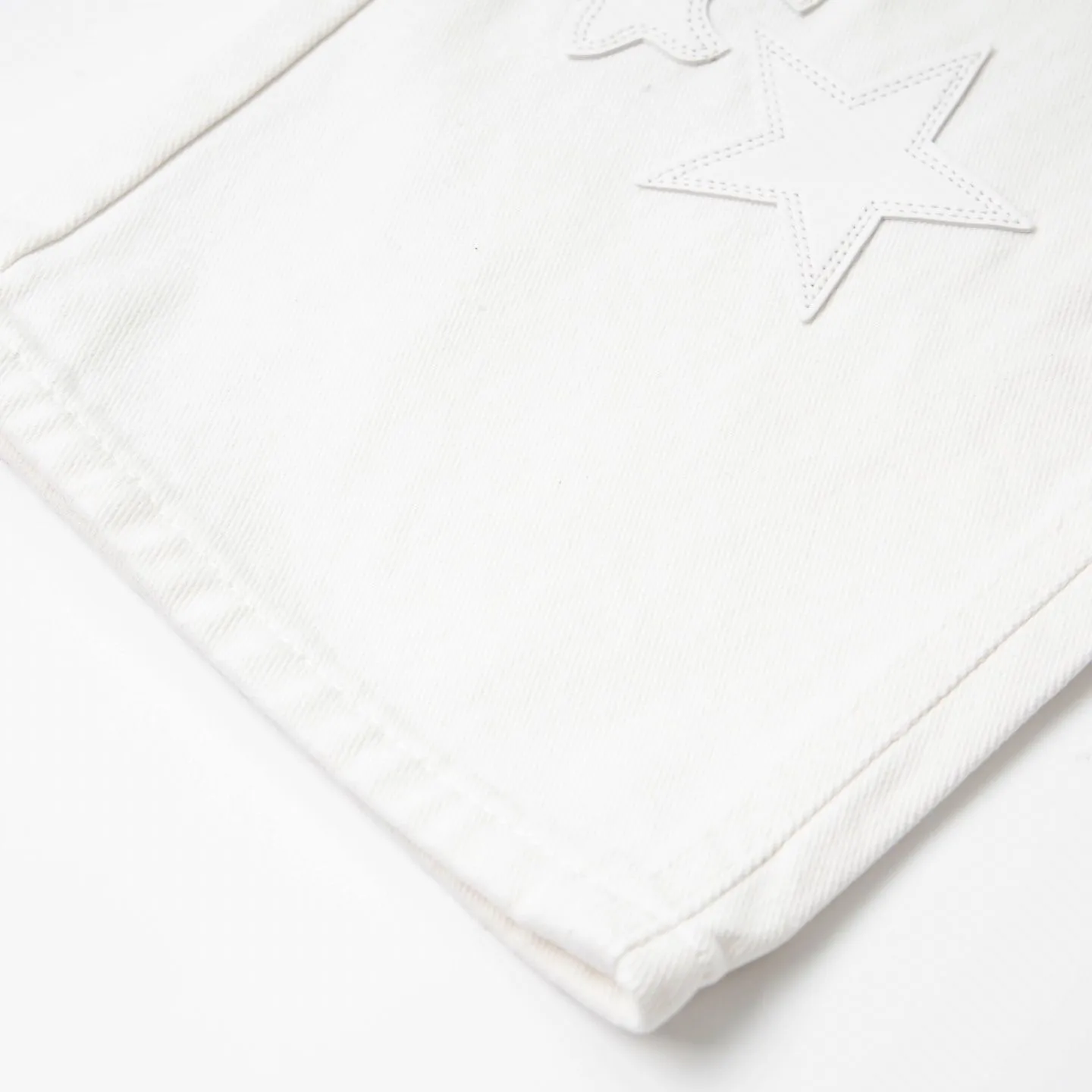 P260 💰 (Top version) Chrome Hearts/Chrome Hearts Classic white star cow series colored leather cross washed color fabric unisex denim trousers Vibe style straight stacked god-level version Carbon fine bias denim color cloth Old vintage full set of hardware - Chrome Hearts white cow series The high version uses high-ounce custom fabrics, fermentation washing and soft color fixation, soft and thick to wear, the details are all made by hand-polished craftsmanship, all-over printed jacquard fabric Unique design style. Through multiple processes to create a full retro feel. Unique niche non-contrast shirt. Customized distressed spray-painted buttons. Craftsmanship in every detail. Color: white stars. Size: 28-30-32-34 (corresponding to S-M-L-XL)